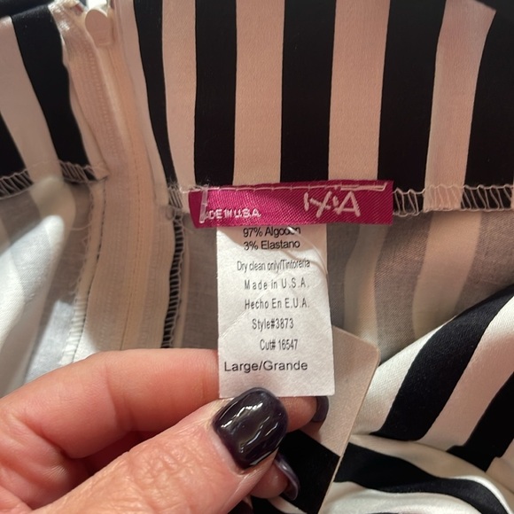 NWT black & white striped midi dress. Size large - Picture 7 of 8